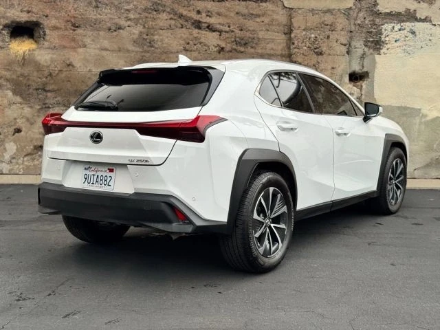 2023 Lexus - Image 4 of 21