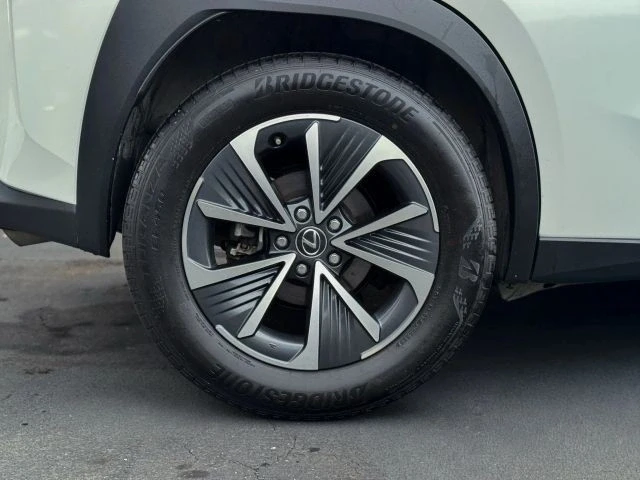 2023 Lexus - Image 10 of 21