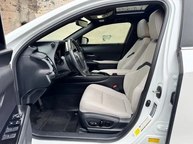 2023 Lexus - Image 14 of 21