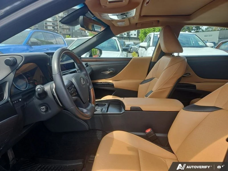 2023 Lexus ES 7th Gen - Image 8 of 19