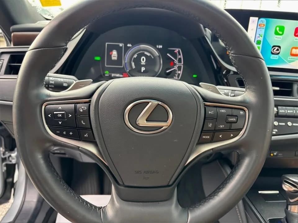 2023 Lexus ES 7th Gen - Image 17 of 19