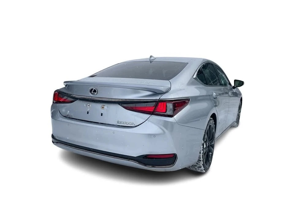 2023 Lexus ES 7th Gen - Image 13 of 20