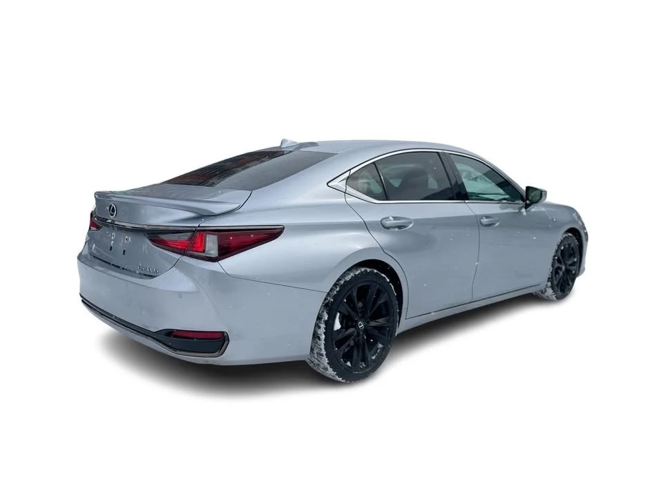 2023 Lexus ES 7th Gen - Image 15 of 20