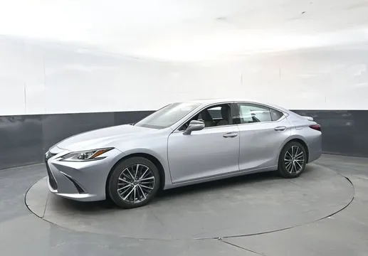 2023 Lexus ES 7th Gen - Image 2 of 20
