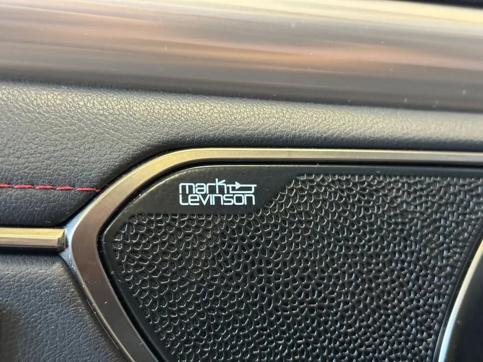 2023 Lexus ES 7th Gen - Image 17 of 17