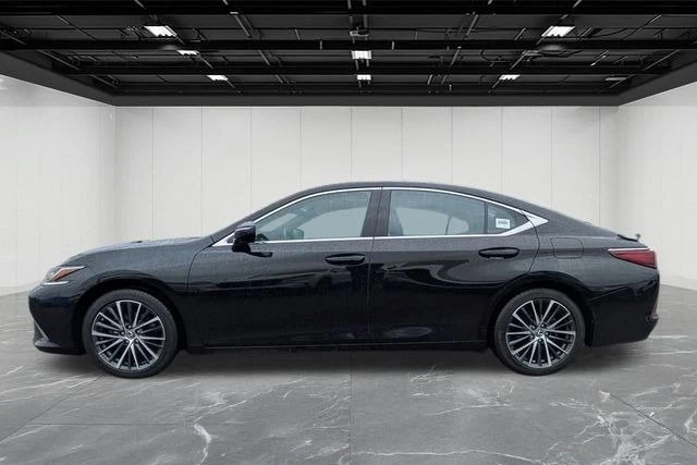 2023 Lexus ES 7th Gen - Image 2 of 18