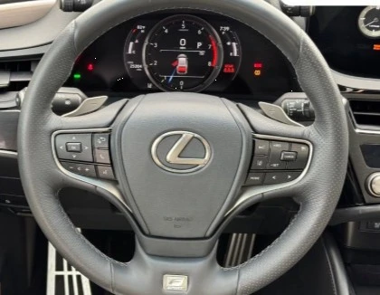 2023 Lexus ES 7th Gen - Image 10 of 13