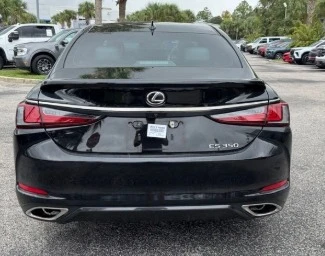 2023 Lexus ES 7th Gen - Image 4 of 13