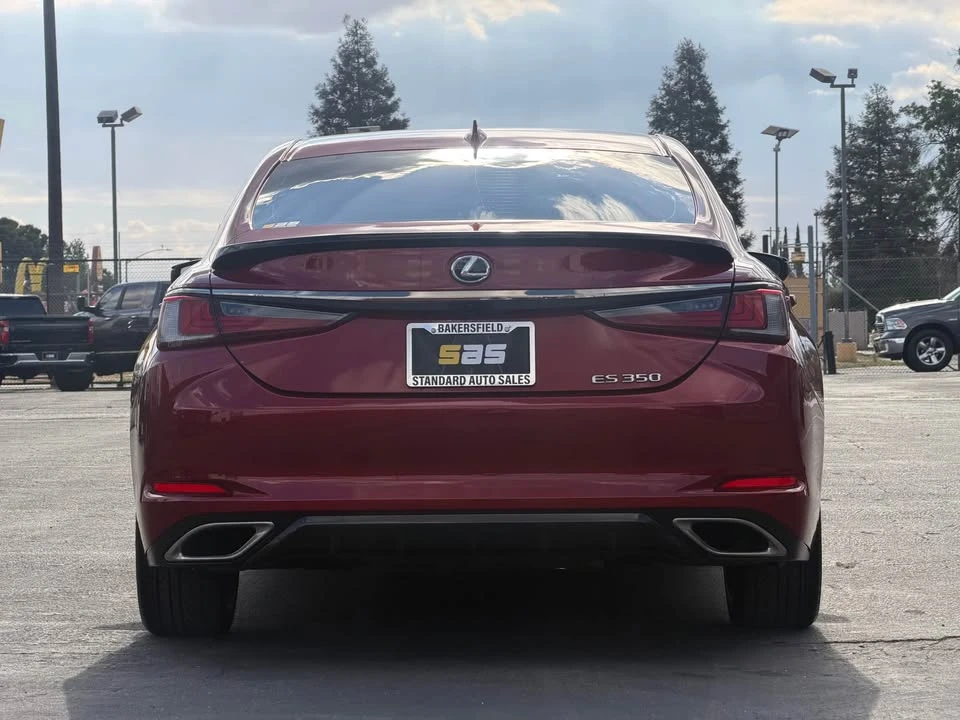2023 Lexus ES 7th Gen - Image 7 of 19