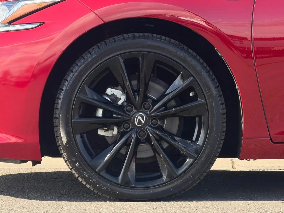 2023 Lexus ES 7th Gen - Image 19 of 19