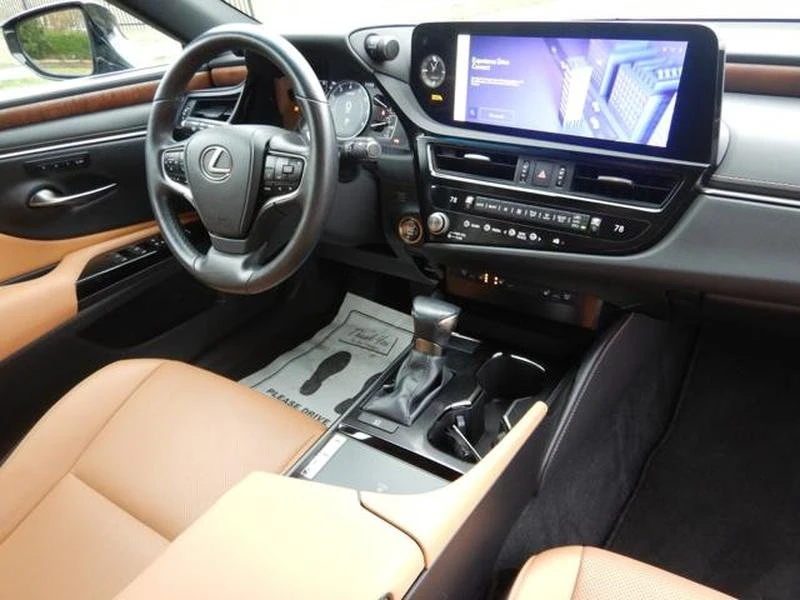2023 Lexus ES 7th Gen - Image 5 of 20