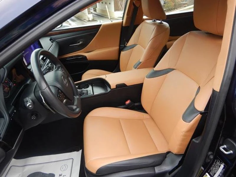 2023 Lexus ES 7th Gen - Image 11 of 20
