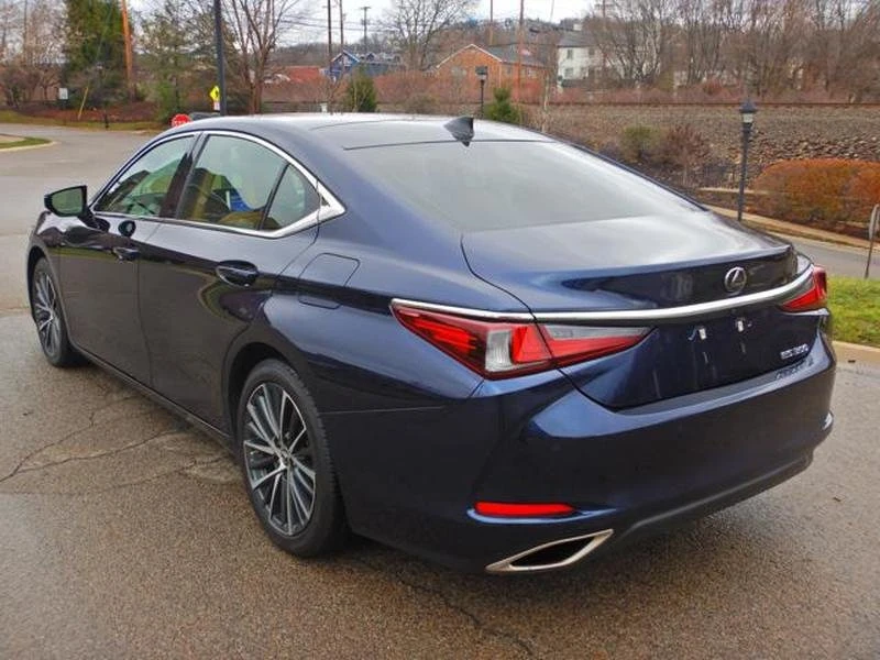 2023 Lexus ES 7th Gen - Image 6 of 20