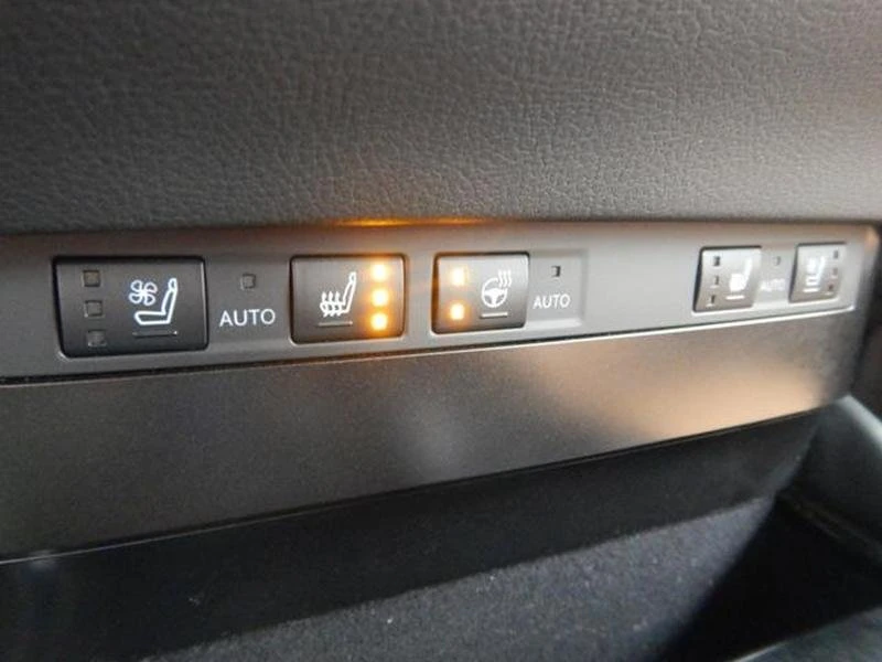 2023 Lexus ES 7th Gen - Image 20 of 20