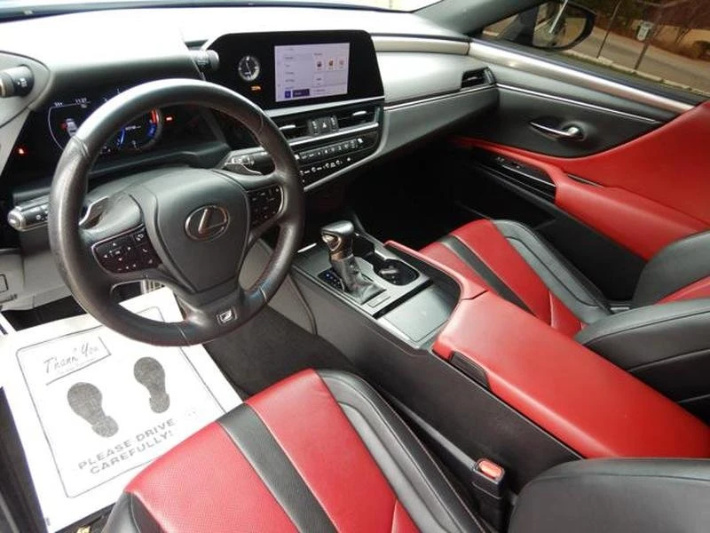 2023 Lexus ES 7th Gen - Image 12 of 19