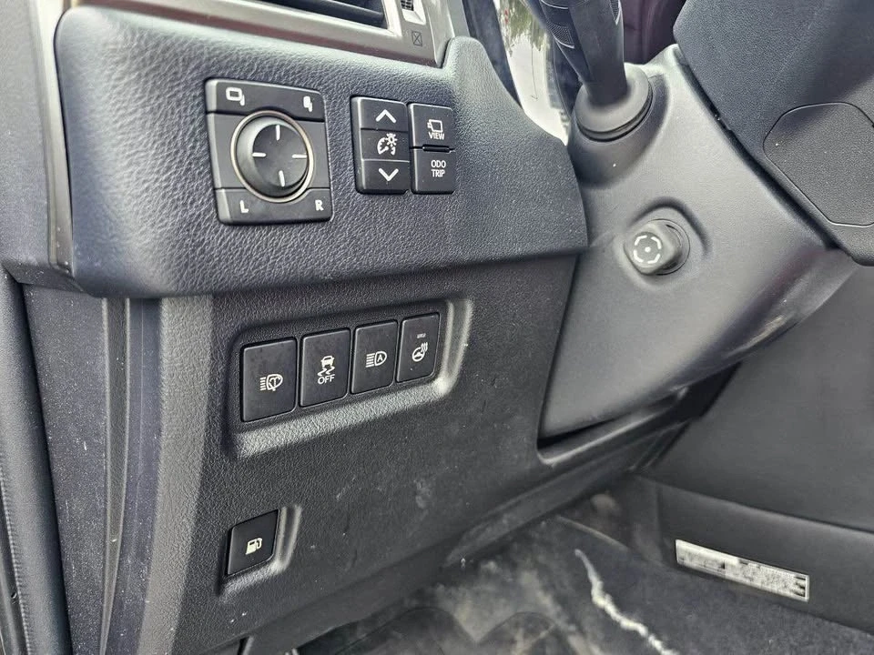 2023 Lexus GX 3rd Gen - Image 13 of 20