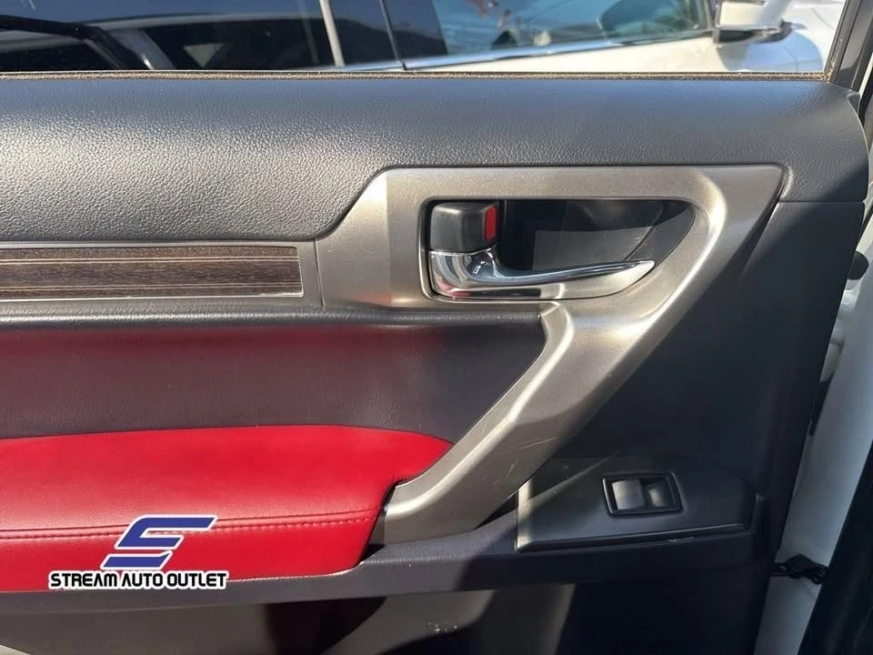 2023 Lexus GX 2nd Gen - Image 15 of 19