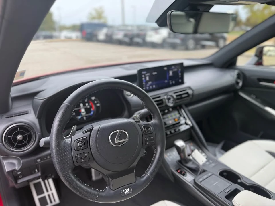 2023 Lexus IS 3rd Gen - Image 9 of 11