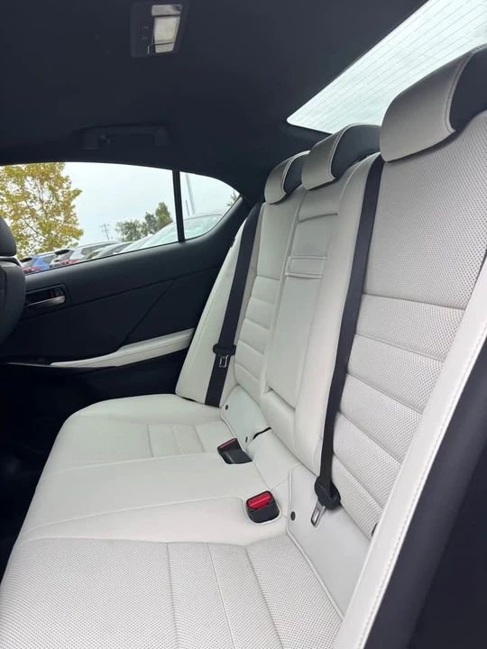 2023 Lexus IS 3rd Gen - Image 6 of 10