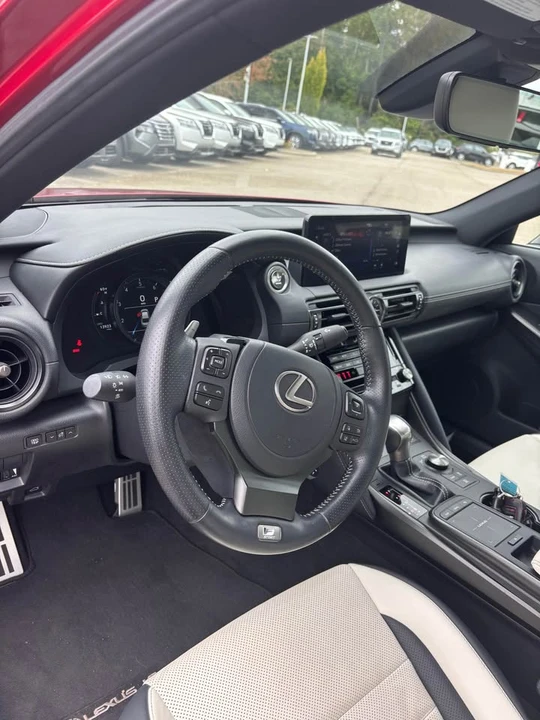 2023 Lexus IS 3rd Gen - Image 8 of 10