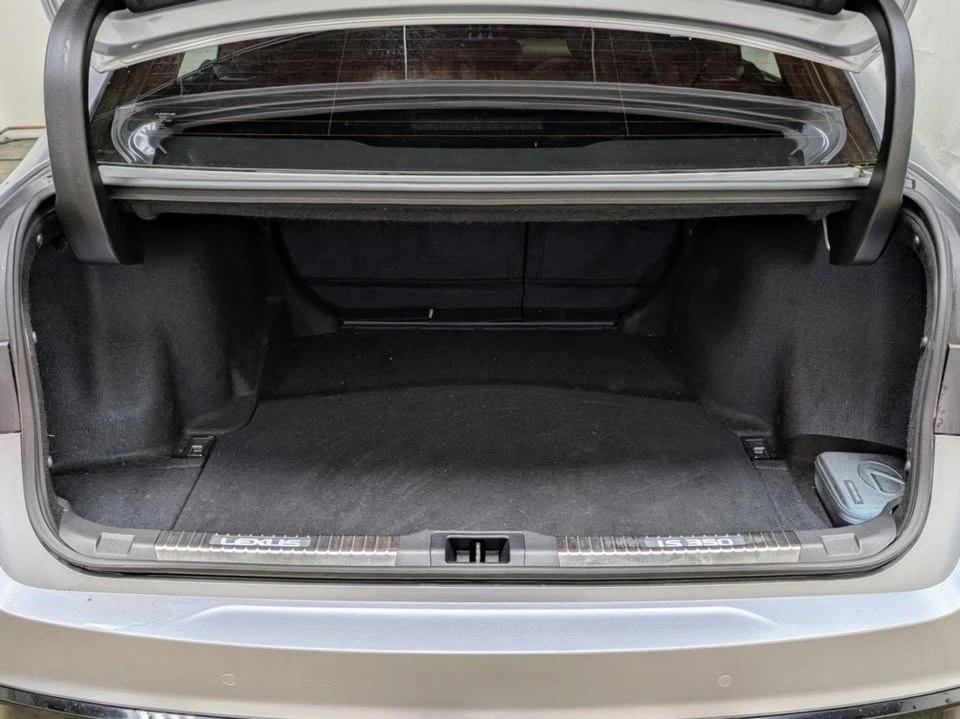 2023 Lexus IS 3rd Gen - Image 20 of 20