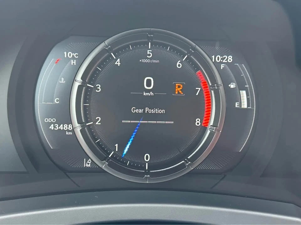 2023 Lexus IS 3rd Gen - Image 15 of 16