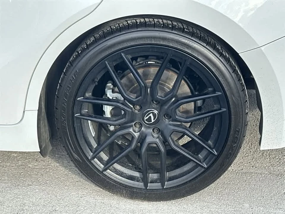 2023 Lexus IS 3rd Gen - Image 10 of 19