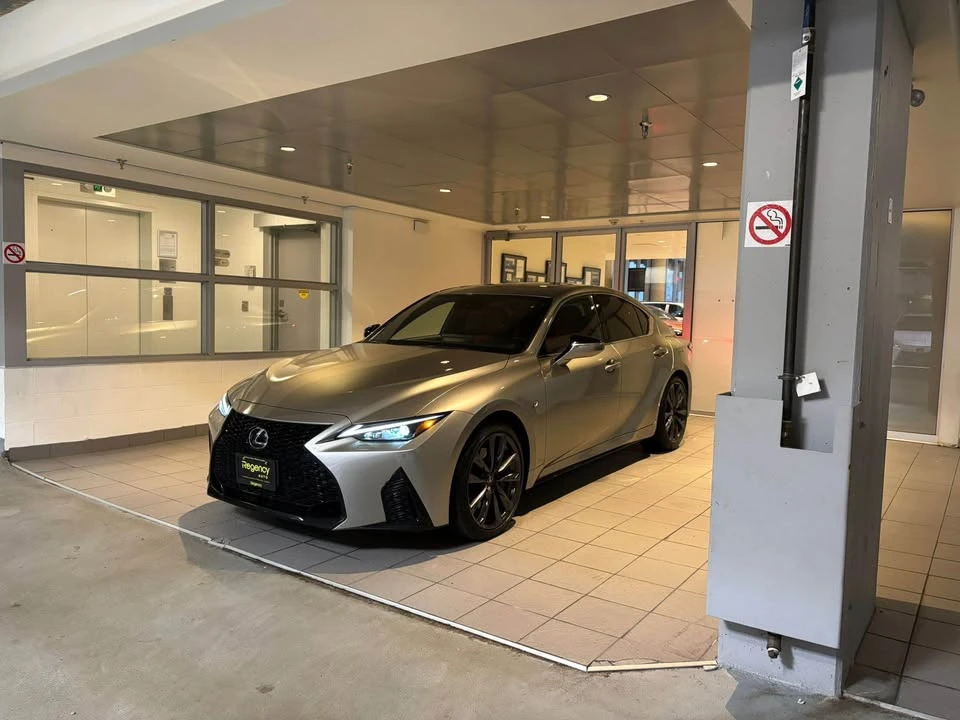 2023 Lexus IS 3rd Gen - Image 2 of 6