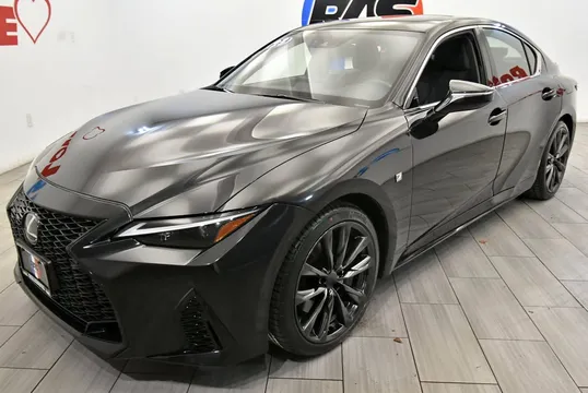 2023 Lexus IS350
