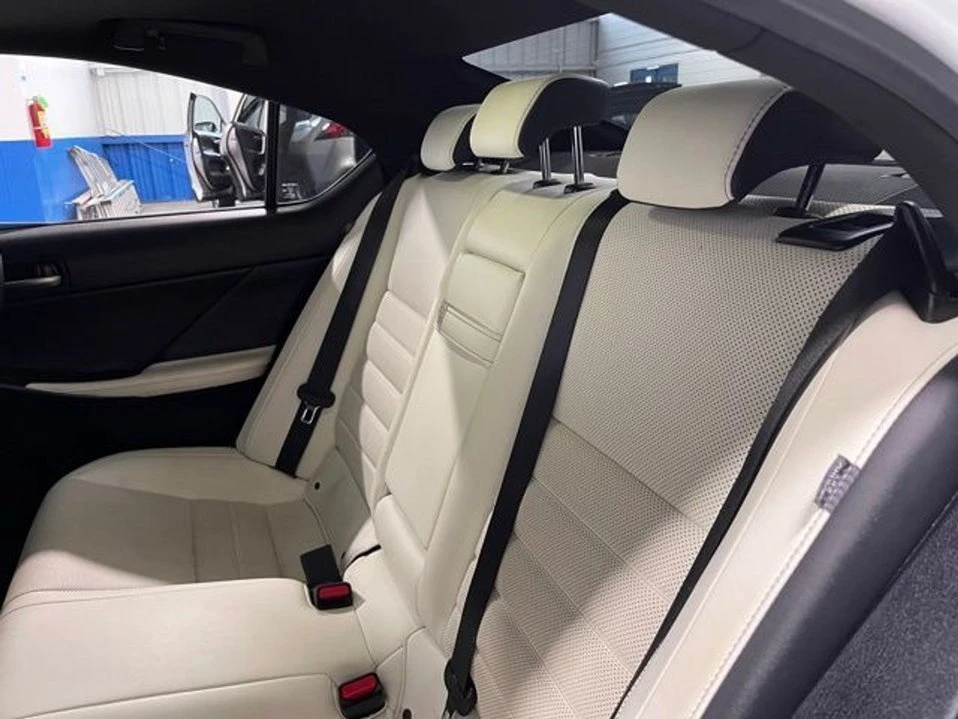 2023 Lexus IS 3rd Gen - Image 16 of 20