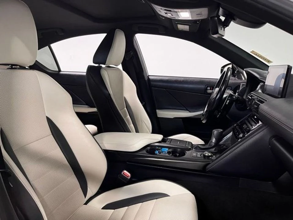2023 Lexus IS 3rd Gen - Image 8 of 20