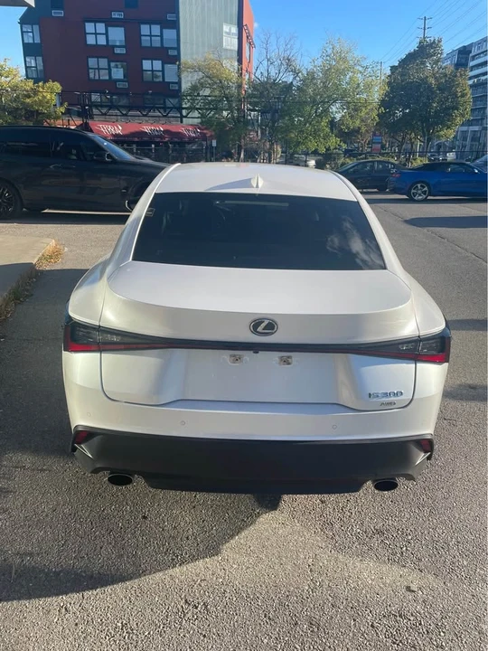 2023 Lexus IS 3rd Gen - Image 9 of 11