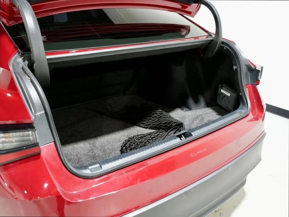 2023 Lexus IS 3rd Gen - Image 9 of 20