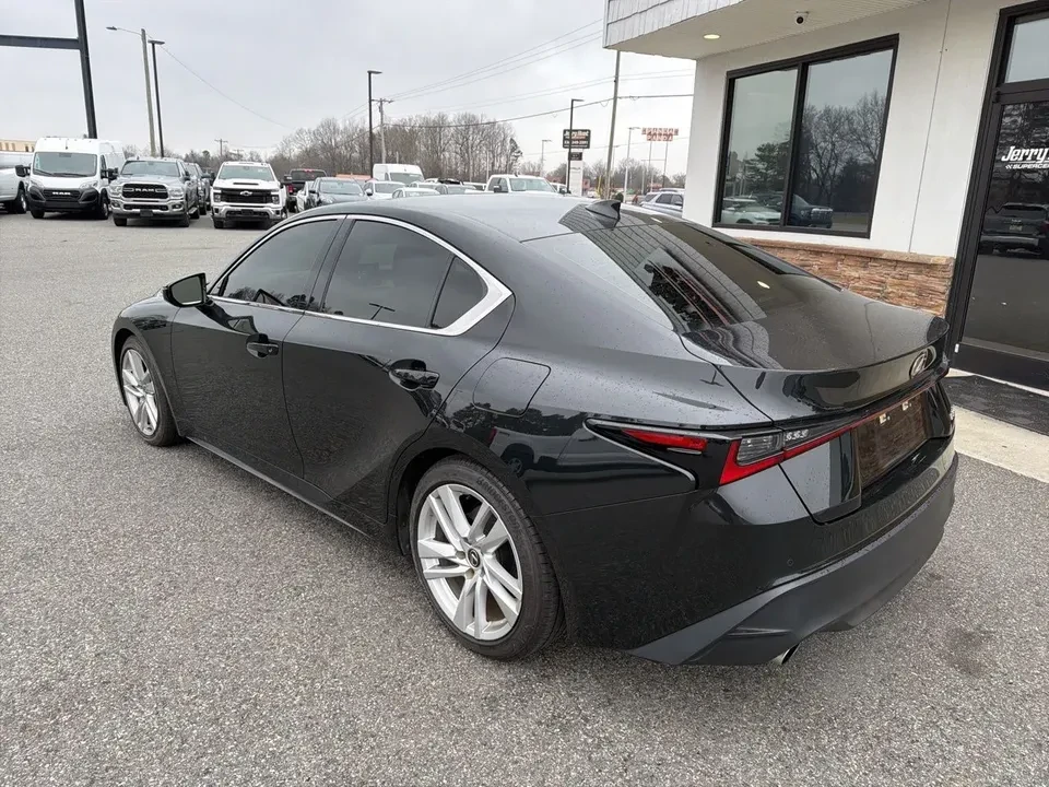 2023 Lexus IS 3rd Gen - Image 3 of 8