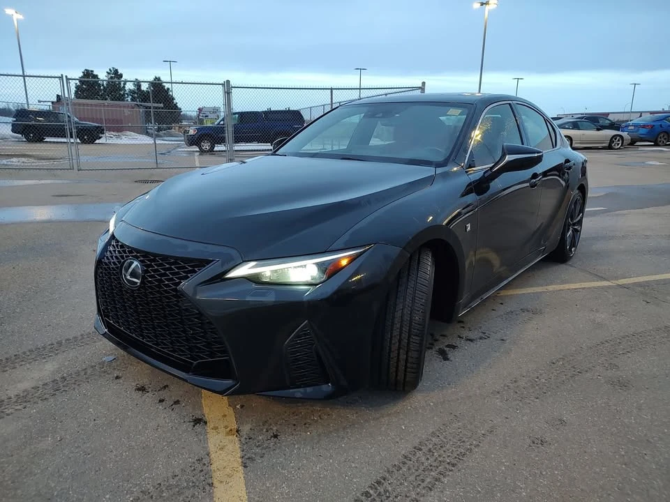 2023 Lexus IS 3rd Gen - Image 8 of 20