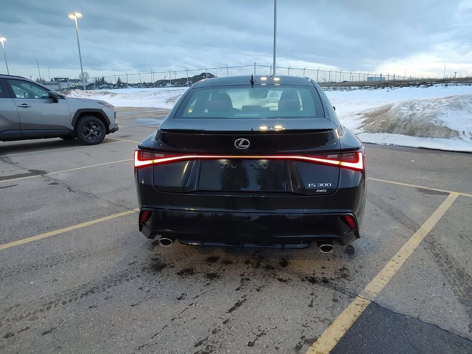 2023 Lexus IS 3rd Gen - Image 4 of 20
