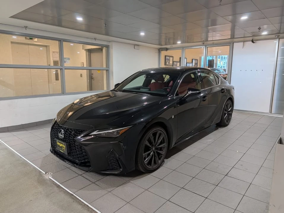 2023 Lexus IS 3rd Gen - Image 4 of 5