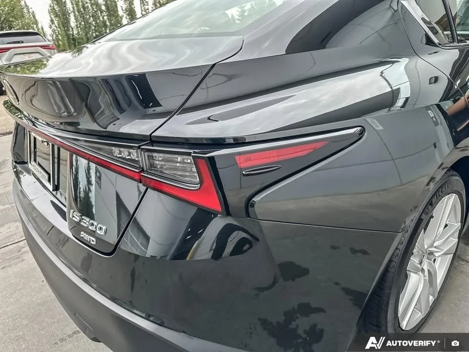 2023 Lexus IS 3rd Gen - Image 8 of 19
