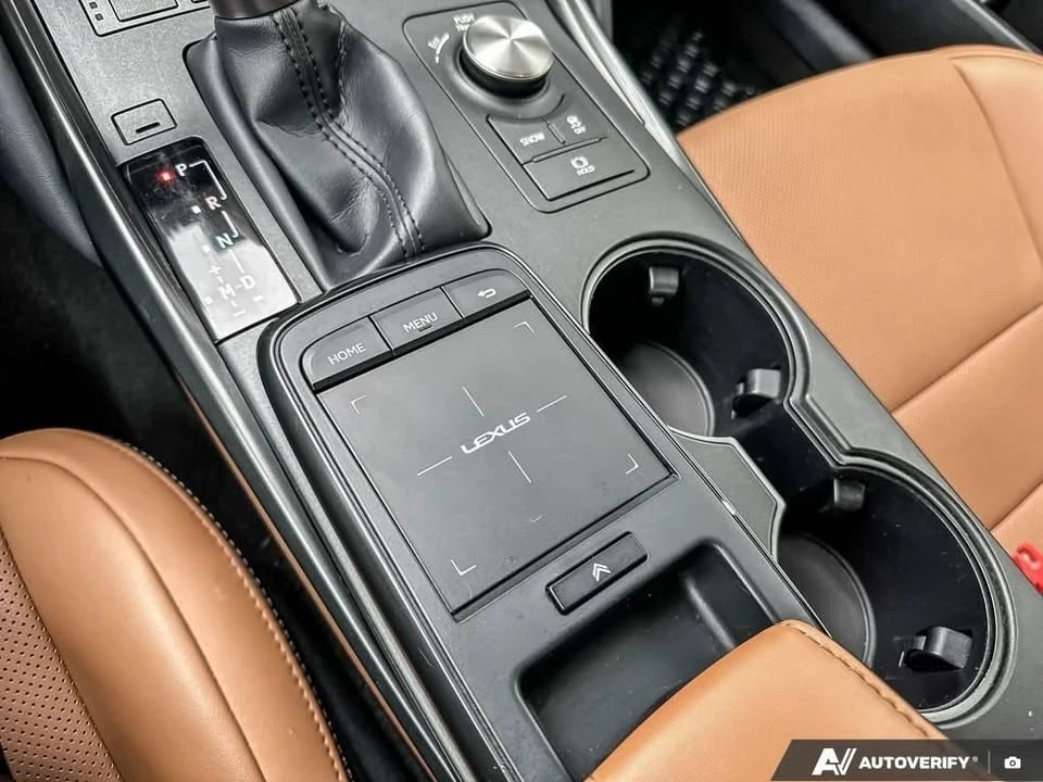 2023 Lexus IS 3rd Gen - Image 15 of 19