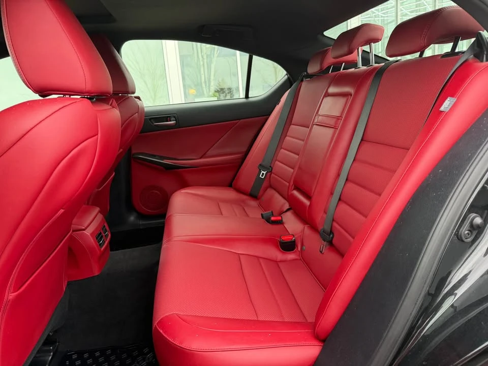 2023 Lexus IS 3rd Gen - Image 19 of 20