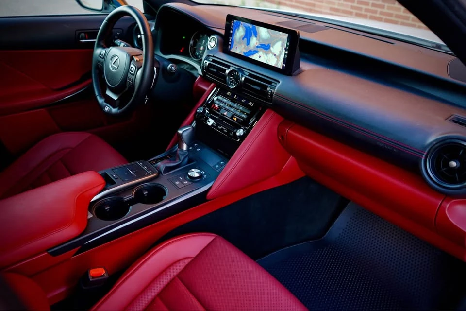 2023 Lexus IS 3rd Gen - Image 15 of 17