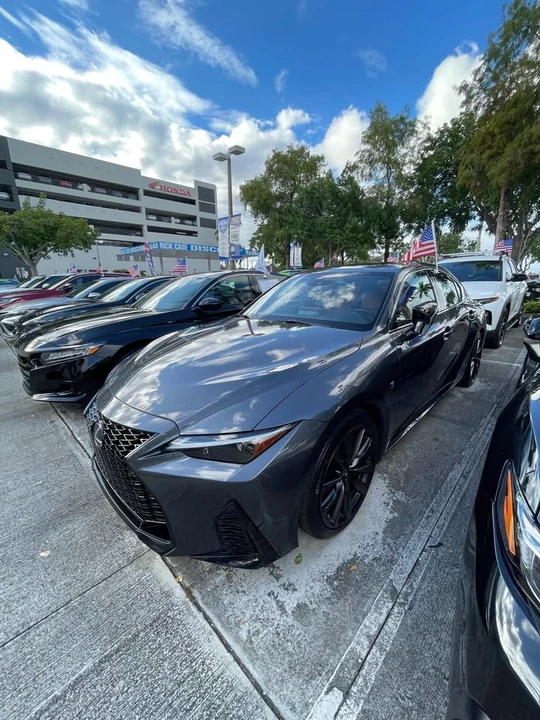 2023 Lexus IS 3rd Gen - Image 2 of 6