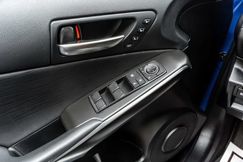 2023 Lexus IS 3rd Gen - Image 9 of 19