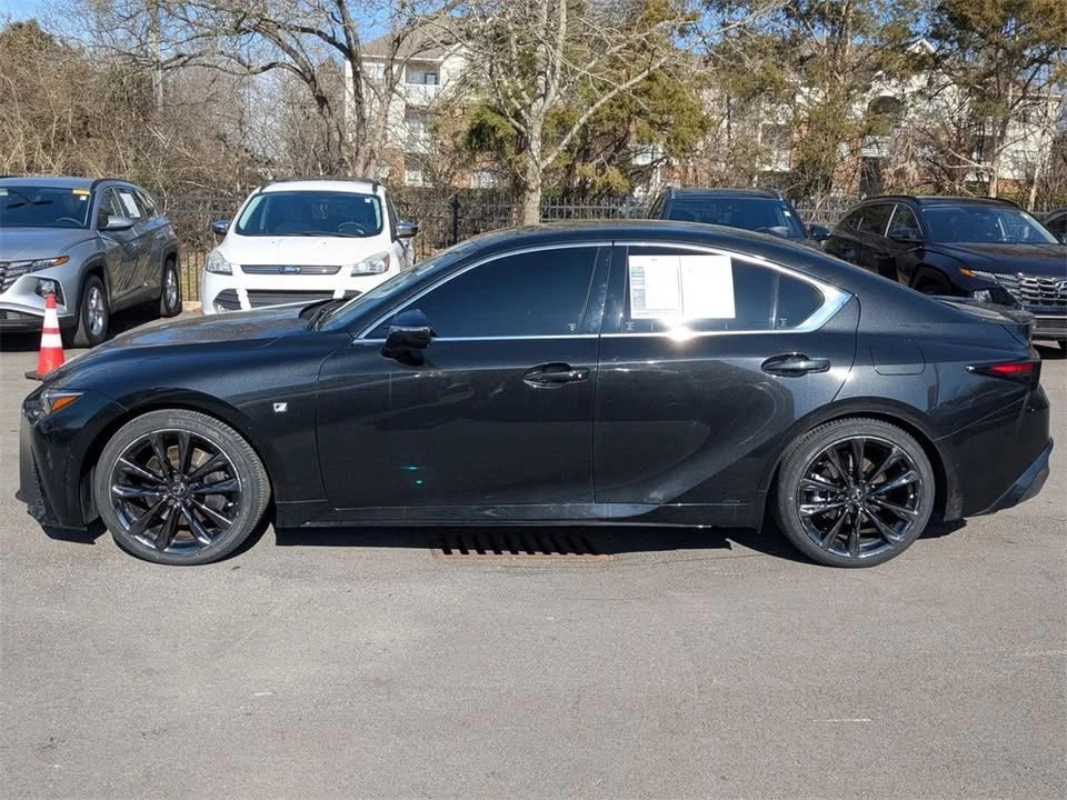 2023 Lexus IS 3rd Gen - Image 8 of 20