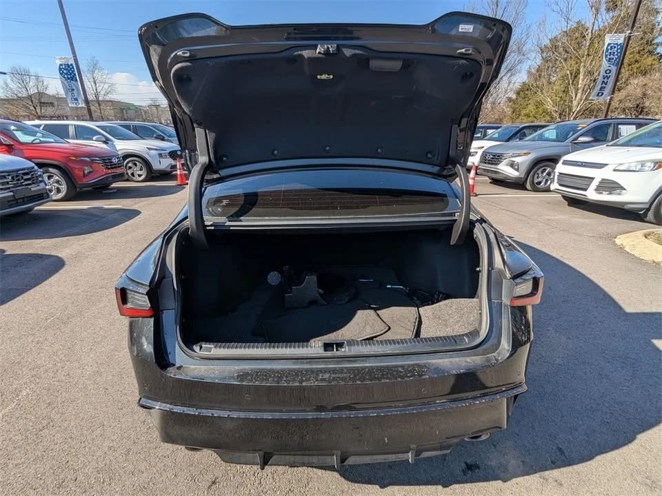2023 Lexus IS 3rd Gen - Image 5 of 20