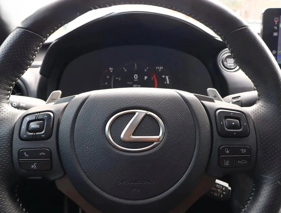 2023 Lexus IS 3rd Gen - Image 15 of 18