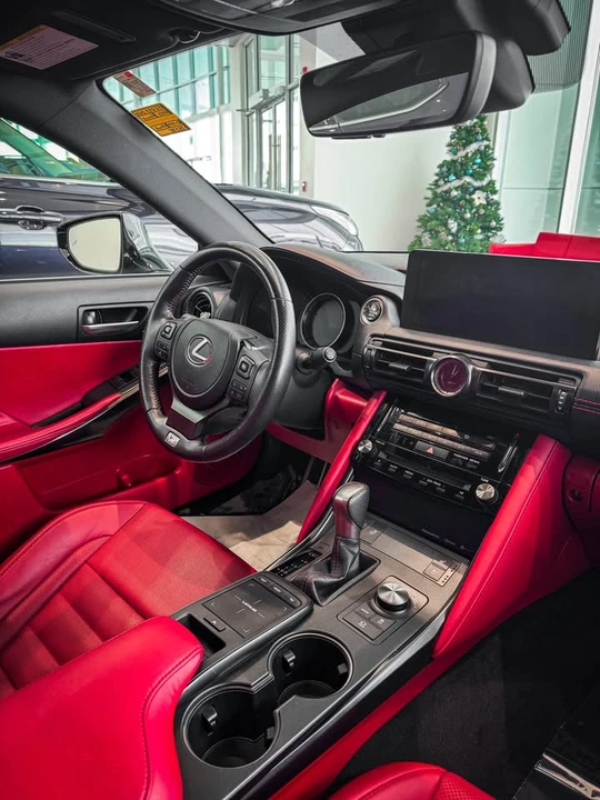 2023 Lexus IS 3rd Gen - Image 6 of 10