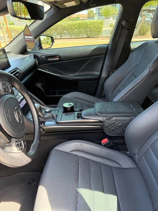 2023 Lexus IS 3rd Gen - Image 8 of 11