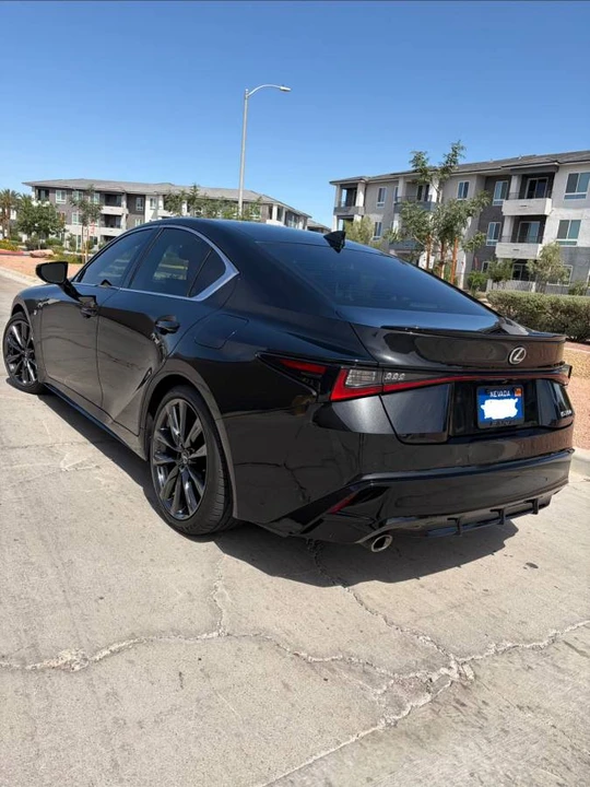 2023 Lexus IS 3rd Gen - Image 5 of 11