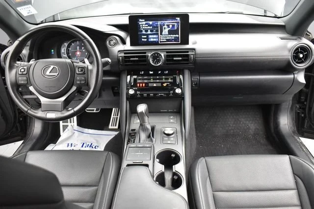2023 Lexus IS 3rd Gen - Image 3 of 9